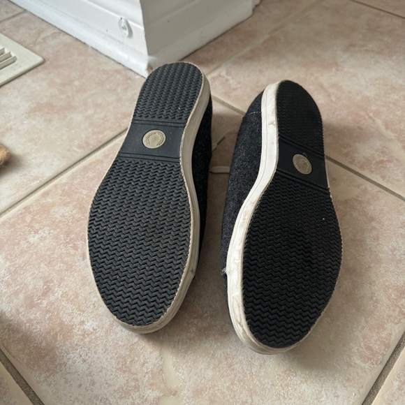 Fred Perry felt grey shoes - Picture 2 of 5